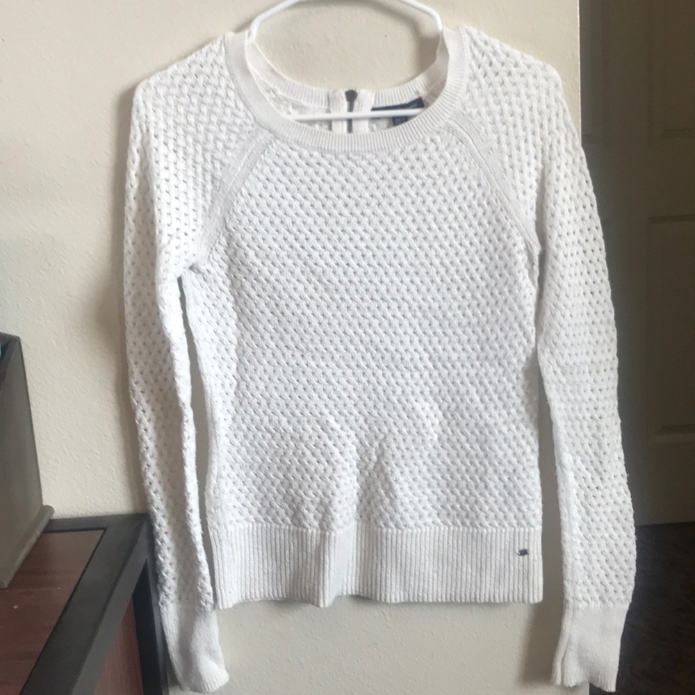 American Eagle sweater